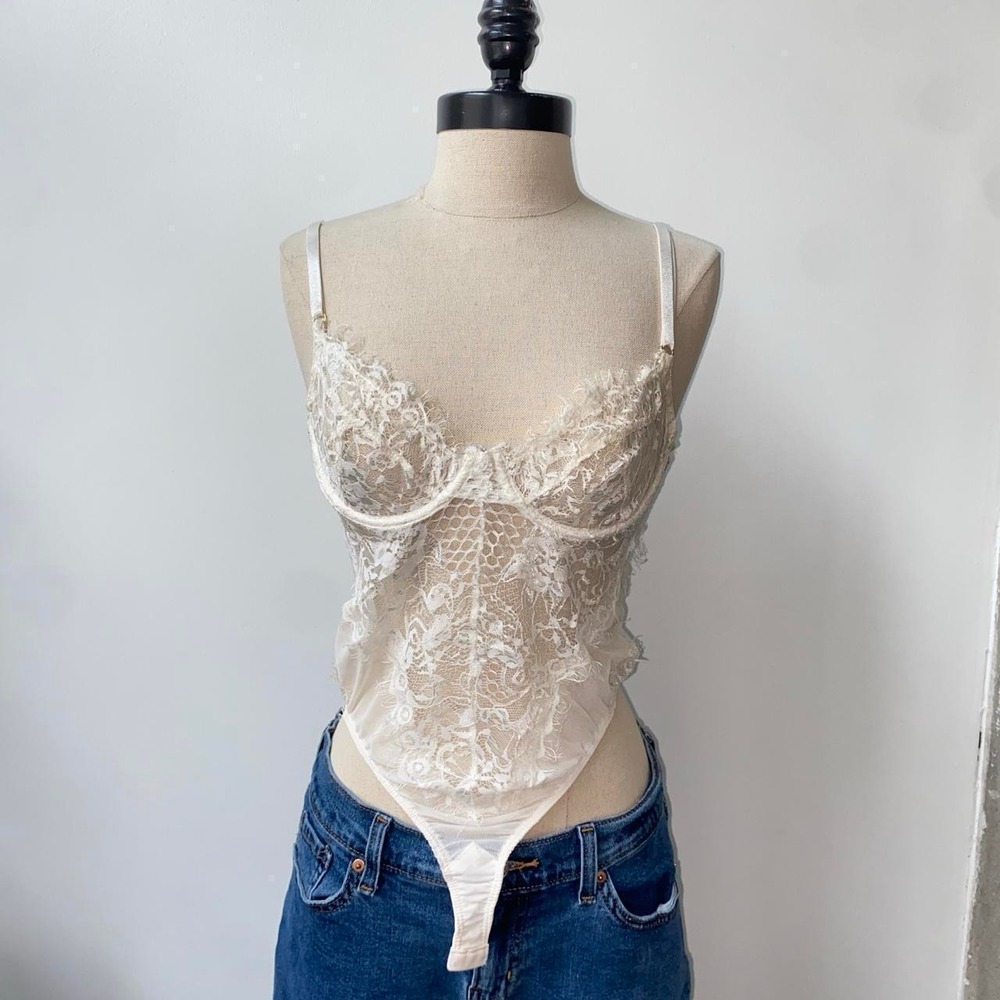 White Lace Fishnet Bodysuit Women's Size Small Clubwear Nightout Srappy